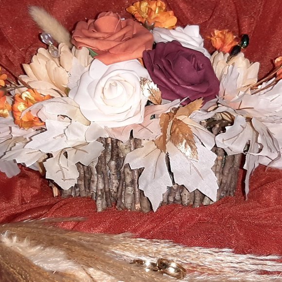 Lings Moments Centerpieces - Picture 5 of 15